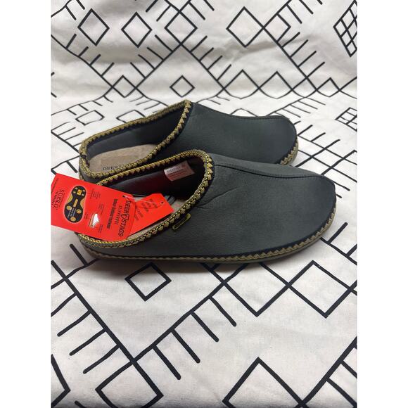 DEER STAGS Men's Slippers - Picture 3 of 6